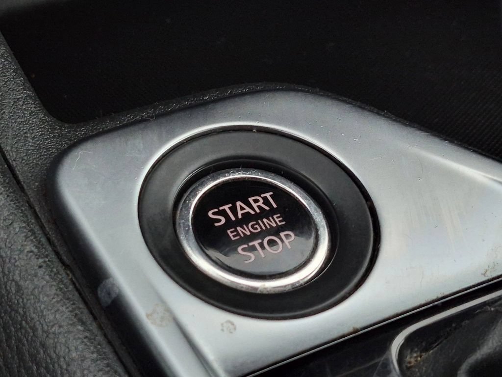 Used 2024 Nissan Sentra SV FWD image 16