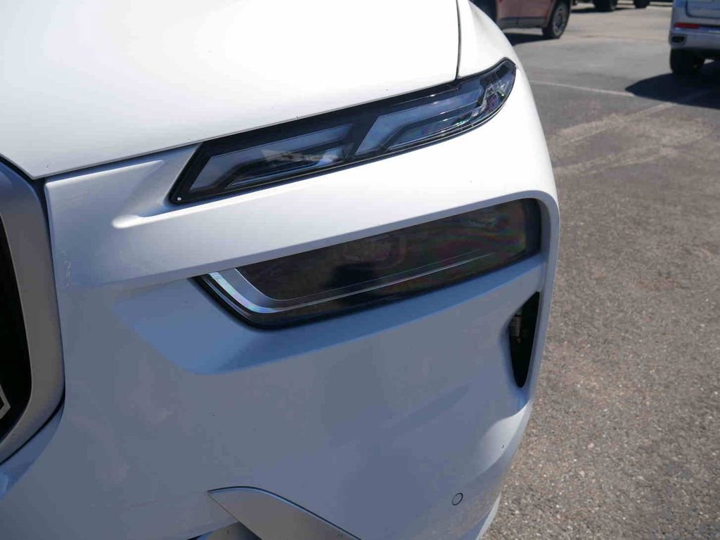 Used 2023 BMW X7 xDrive40i w/ Premium Package image 26