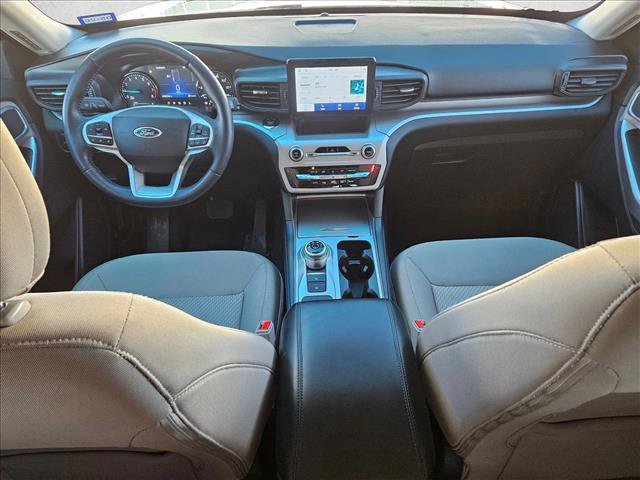 Used 2023 Ford Explorer XLT w/ Class IV Trailer Tow Package image 17