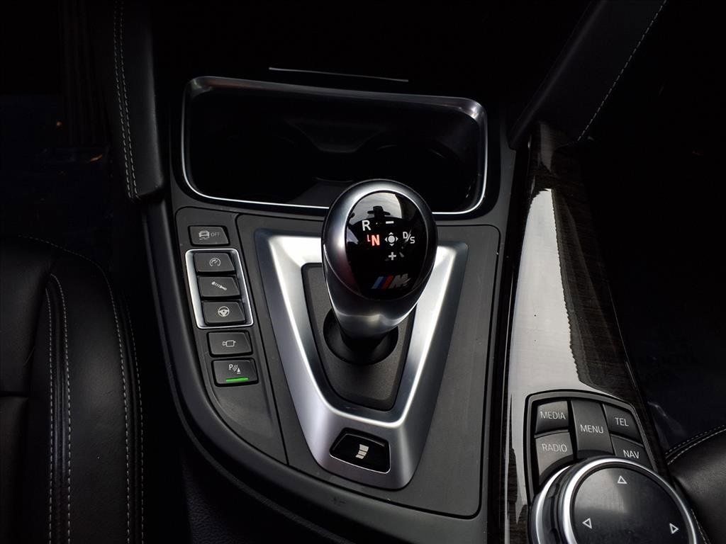 Used 2015 BMW M4 Coupe image 9