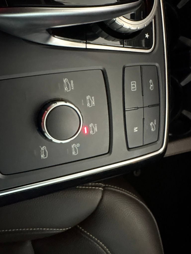 Used 2018 Mercedes-Benz GLS 450 4MATIC image 13