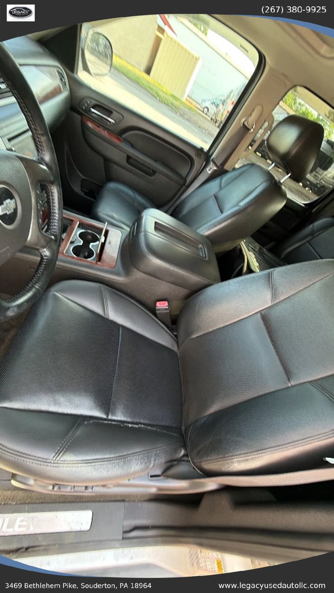 Used 2012 Chevrolet Avalanche LTZ AWD/4WD image 41