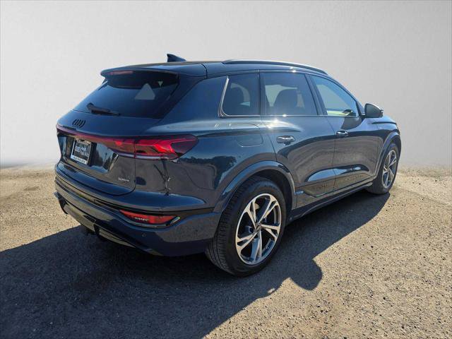 Used 2027 Audi Q6 e-tron Prestige w/ S Line Black Optic Package AWD/4WD image 3