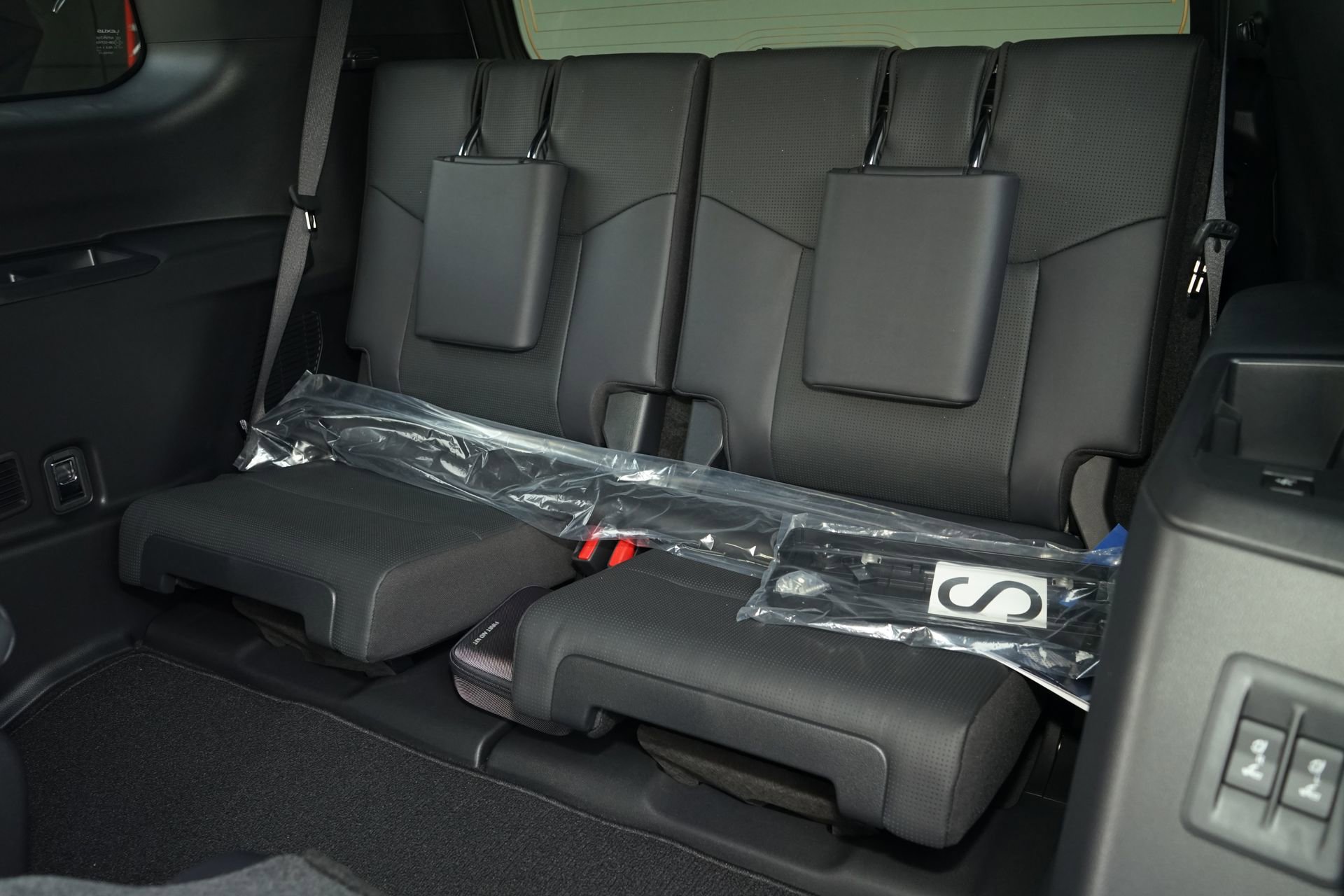 Used 2026 Lexus GX 550 image 33