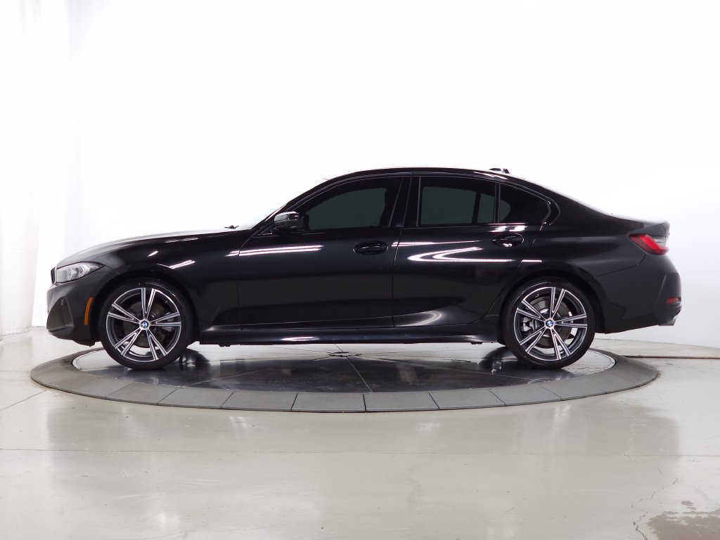 Used 2023 BMW 330i xDrive Sedan w/ Premium Package AWD/4WD image 5
