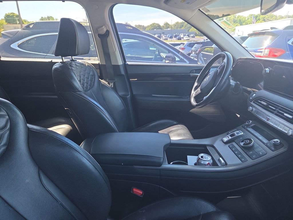 Used 2021 Hyundai Palisade Limited FWD image 11
