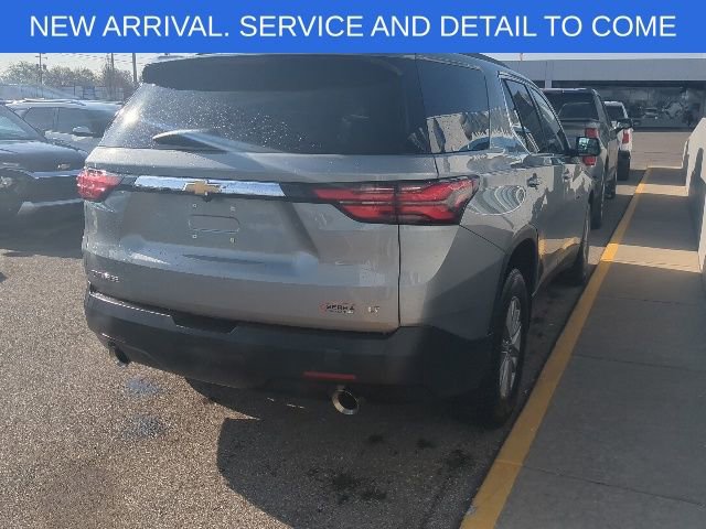 Used 2023 Chevrolet Traverse LT FWD image 8