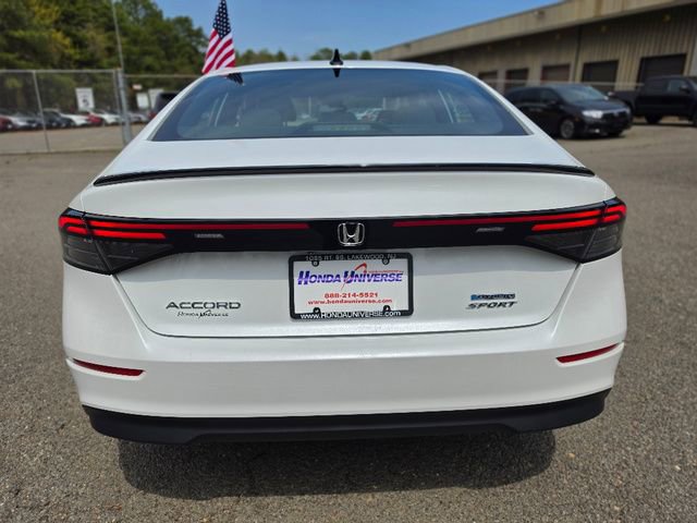 Used 2024 Honda Accord Sport image 4