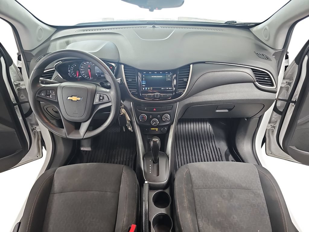 Used 2019 Chevrolet Trax LS w/ Tint and Cruise Package FWD image 11