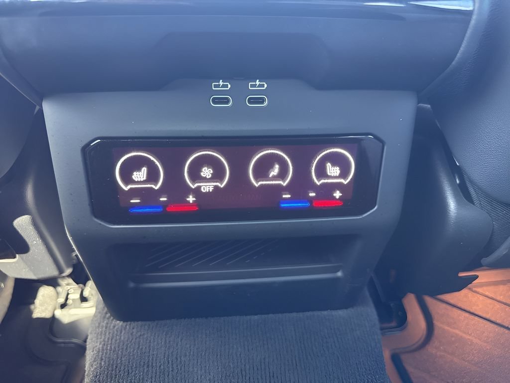Used 2025 BMW M5 Touring AWD/4WD image 14