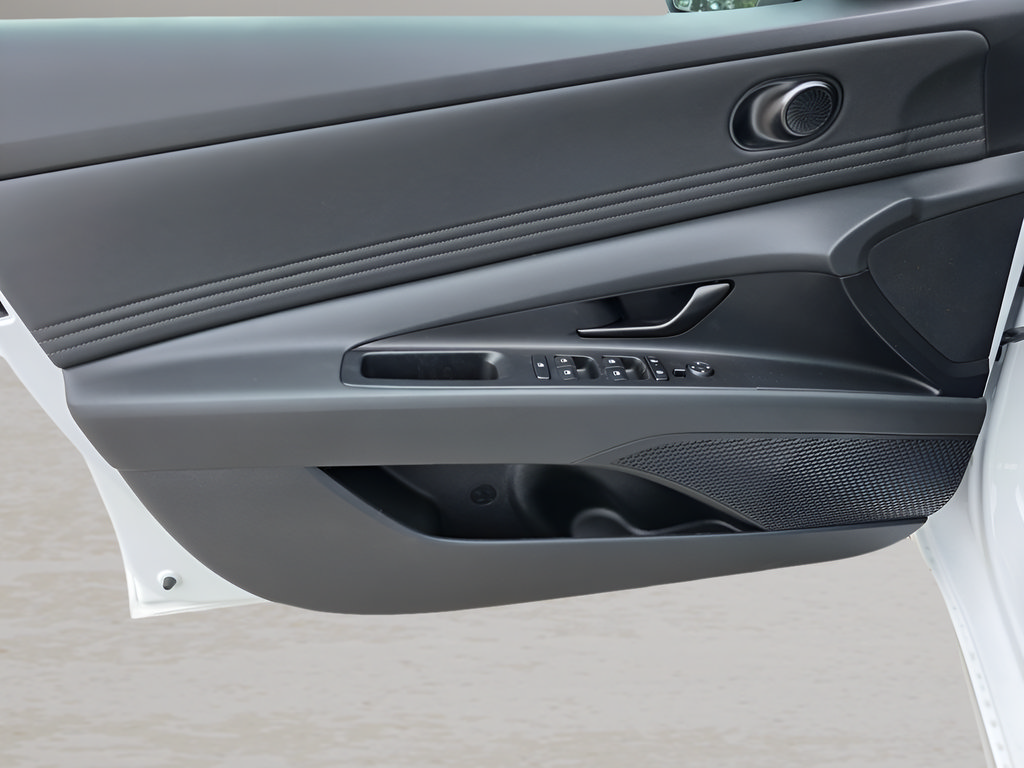 New 2026 Hyundai Elantra SEL Sport Premium FWD image 12