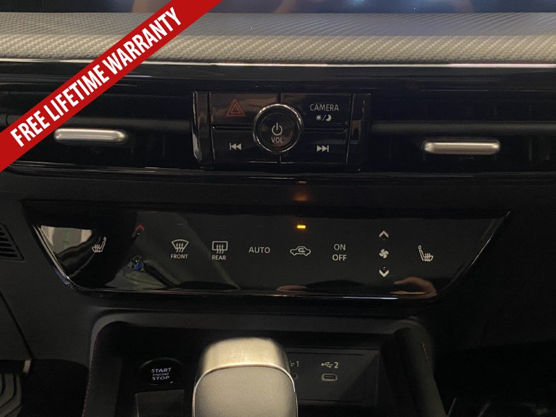 New 2026 Nissan Kicks SR w/ SR Premium Package FWD image 36