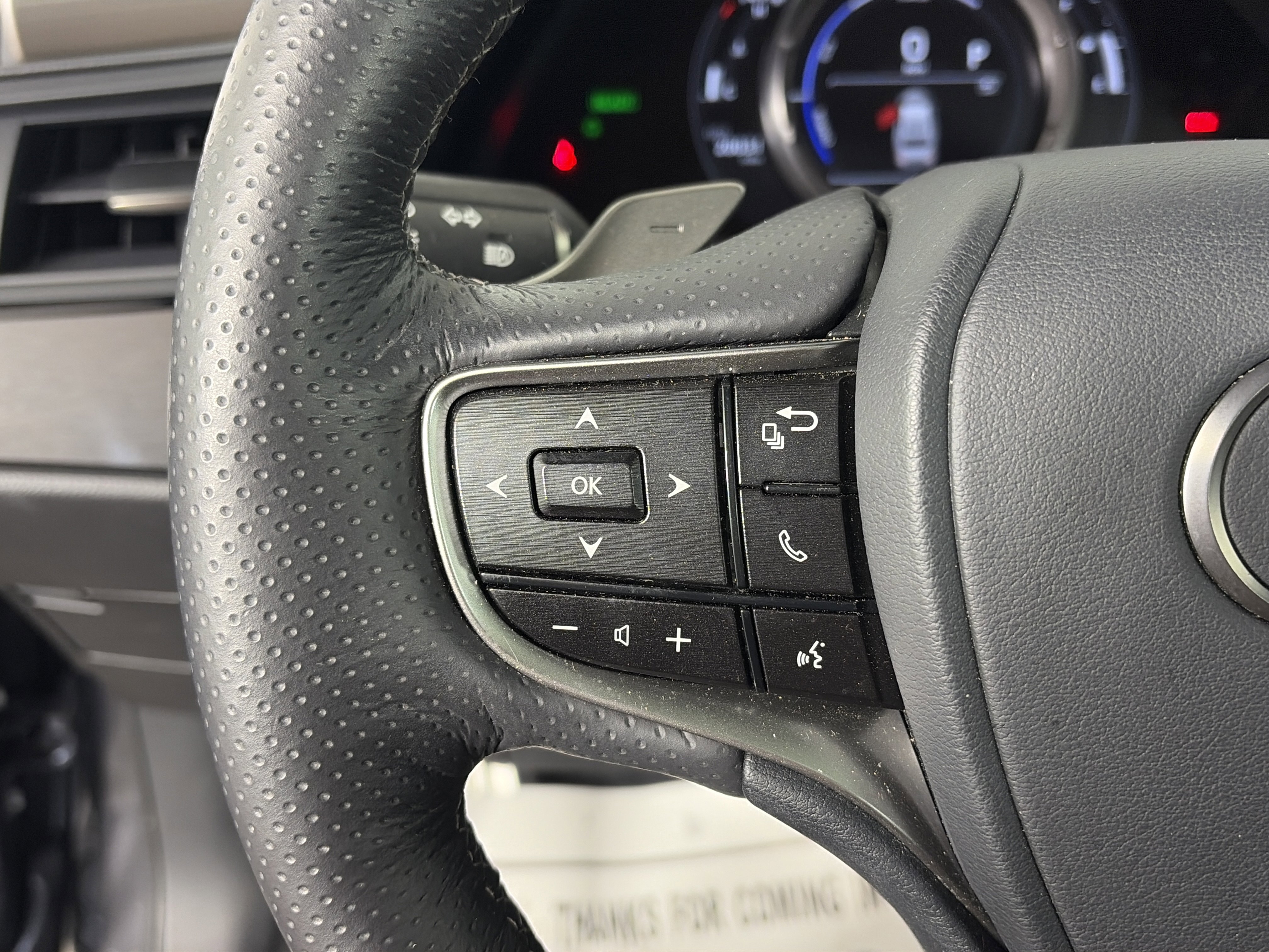 Used 2022 Lexus ES 300h F Sport w/ Accessory Package image 28