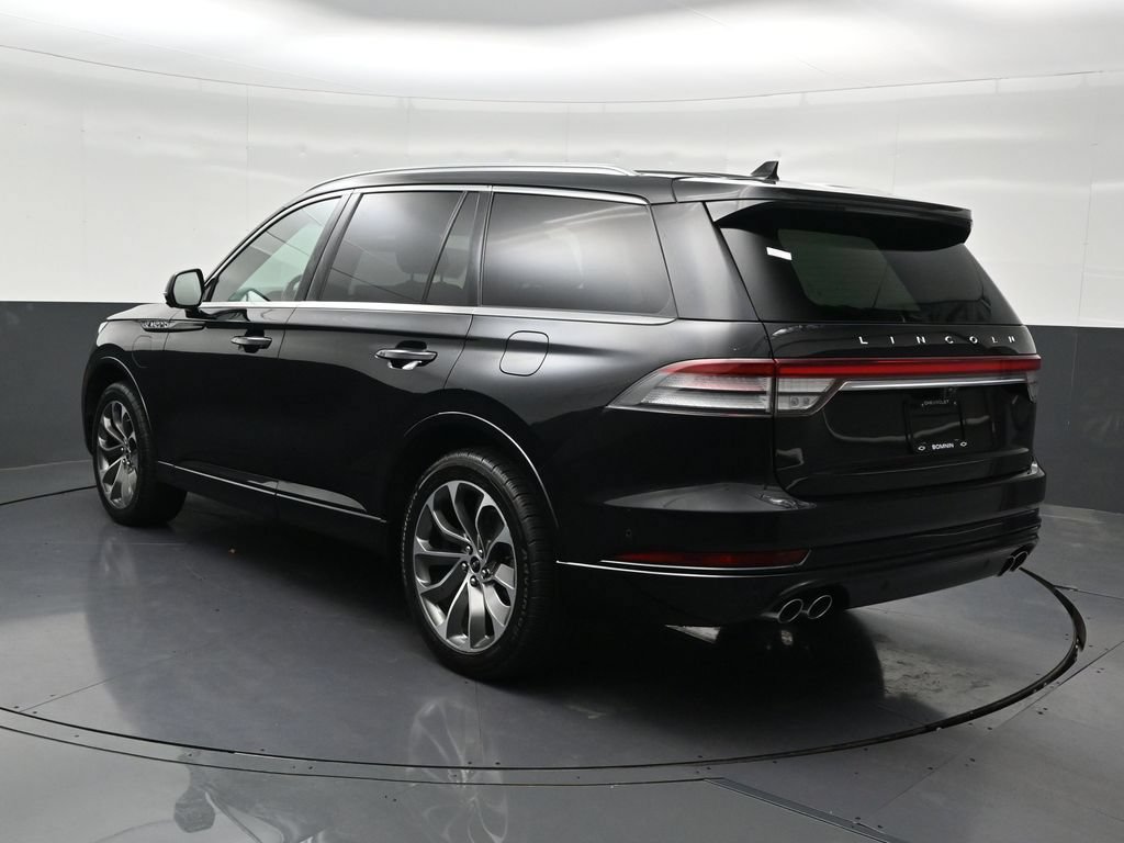 Used 2021 Lincoln Aviator Grand Touring w/ Equipment Group 301A AWD/4WD image 3