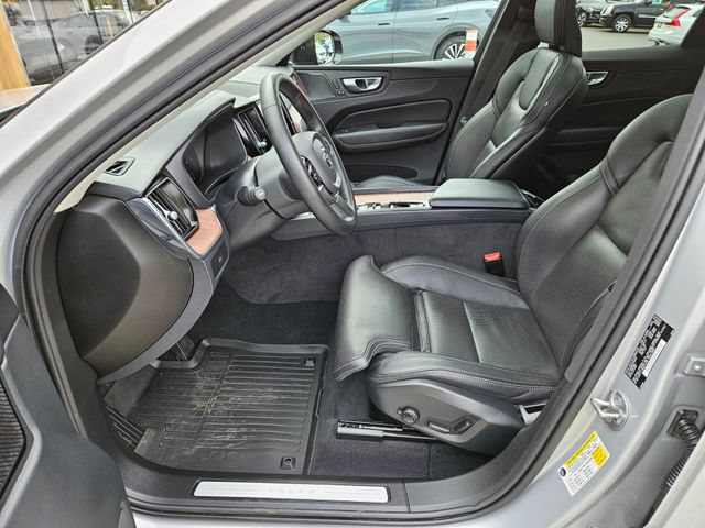 Certified 2023 Volvo XC60 B6 Ultimate w/ Protection Package Premier AWD/4WD image 14