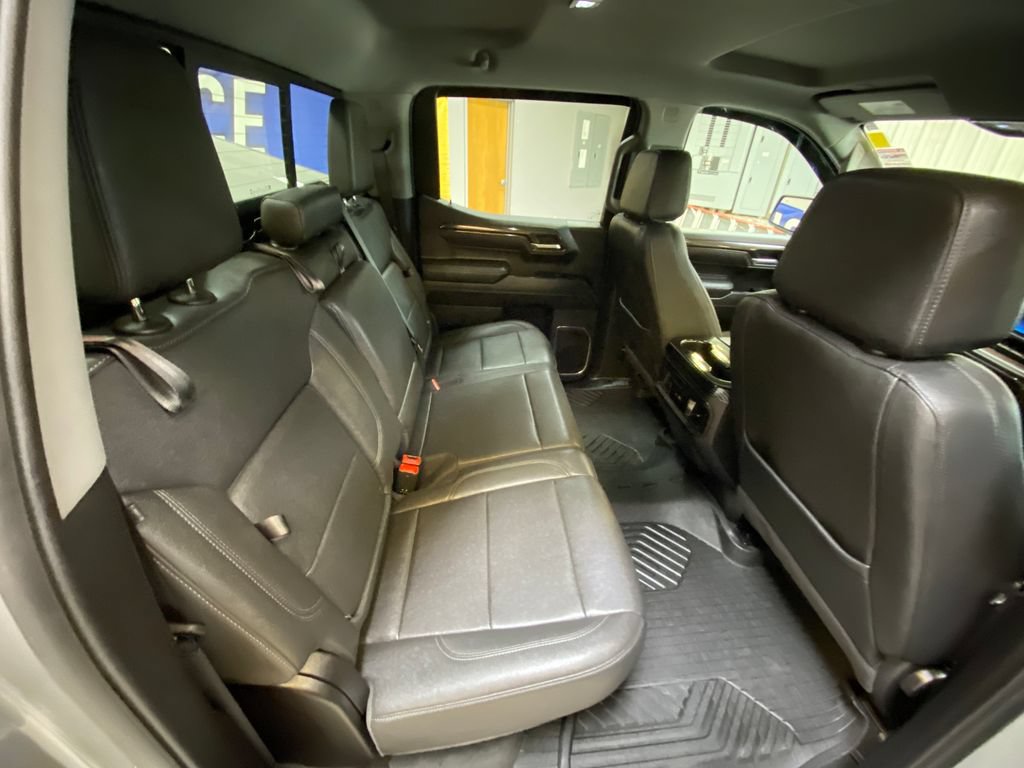Used 2025 Chevrolet Silverado 1500 RST w/ Convenience Package II AWD/4WD image 30