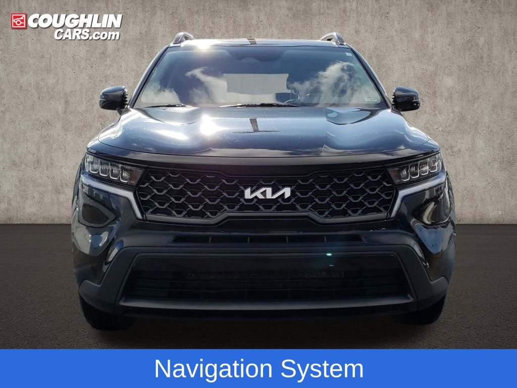 Used 2022 Kia Sorento S w/ Panoramic Sunroof Package image 3
