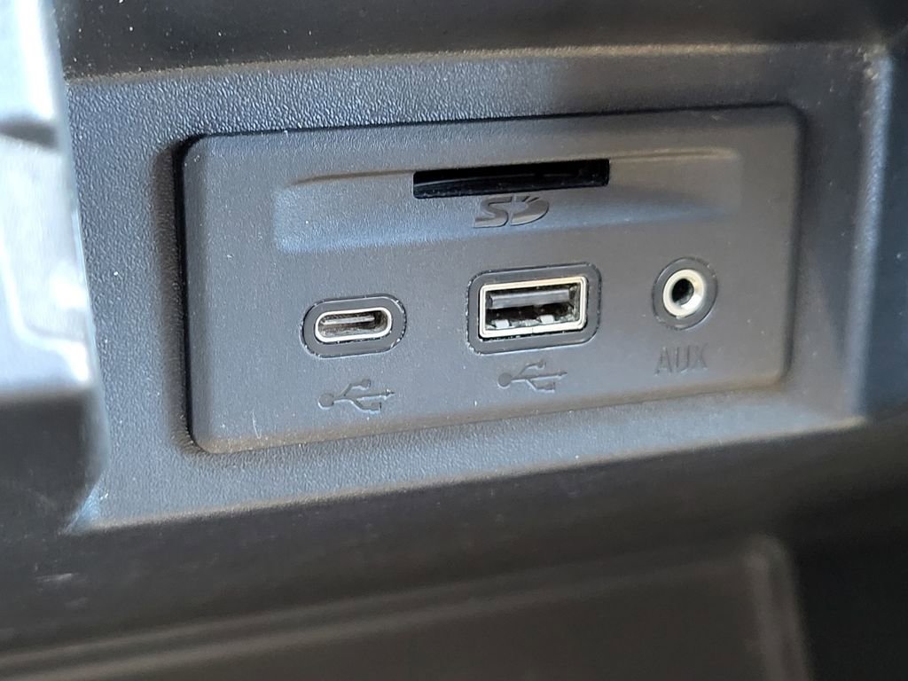 Used 2021 GMC Sierra 1500 Elevation w/ Preferred Package image 34