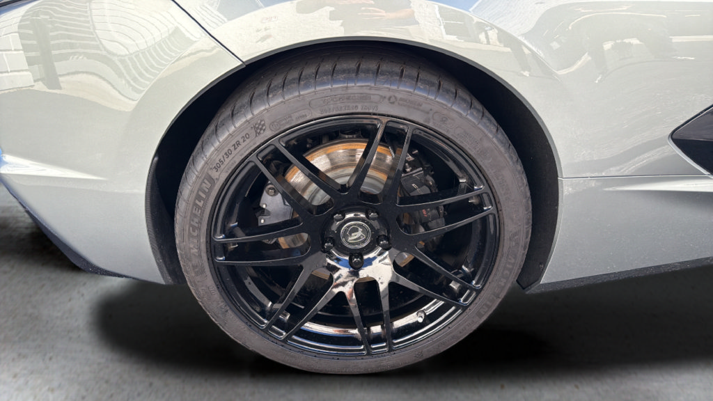 Used 2024 Chevrolet Corvette Stingray Preferred Cpe w/ Z51 Performance Package RWD image 31