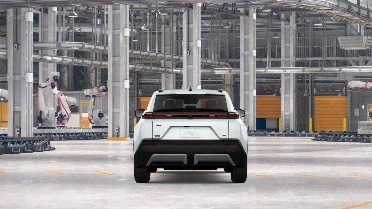 New 2026 Toyota C-HR AWD/4WD image 74
