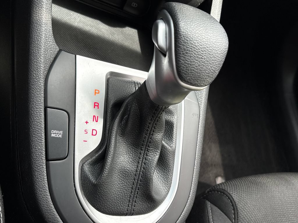 Used 2024 Kia Forte LXS FWD image 22
