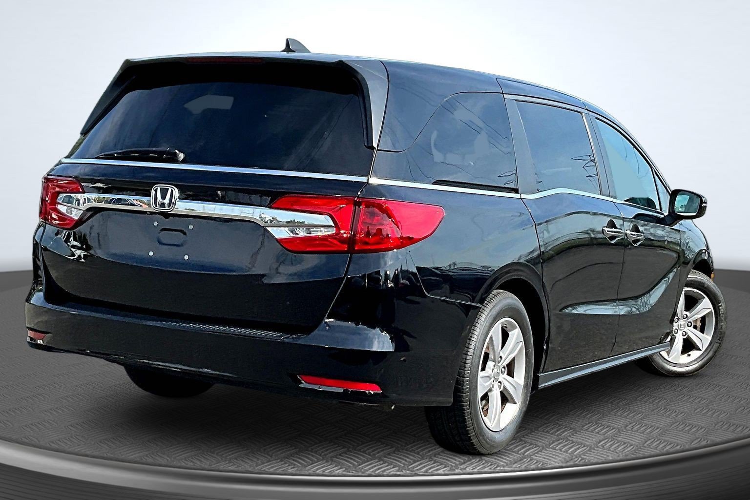 Used 2020 Honda Odyssey EX-L image 5