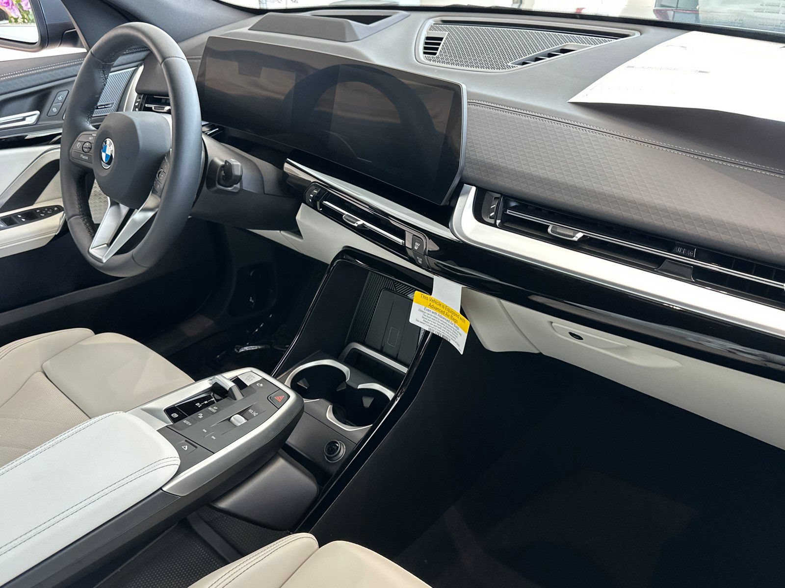New 2026 BMW X2 xDrive28i w/ Technology Package AWD/4WD image 9