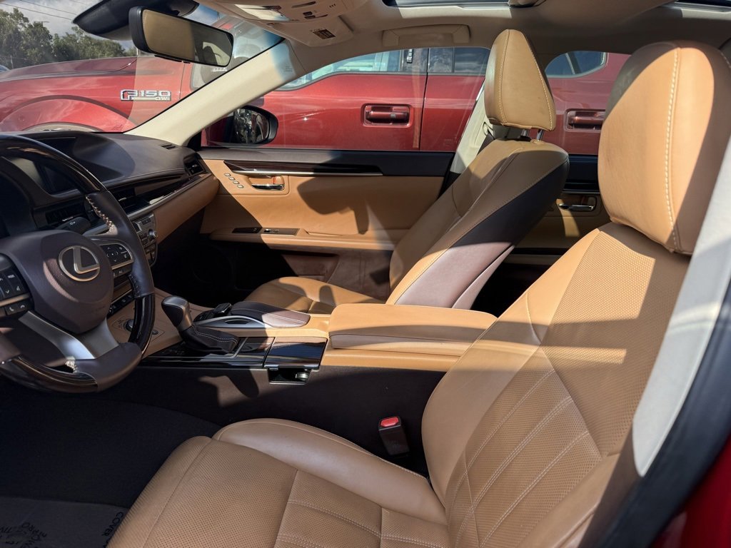 Used 2017 Lexus ES 350 image 9