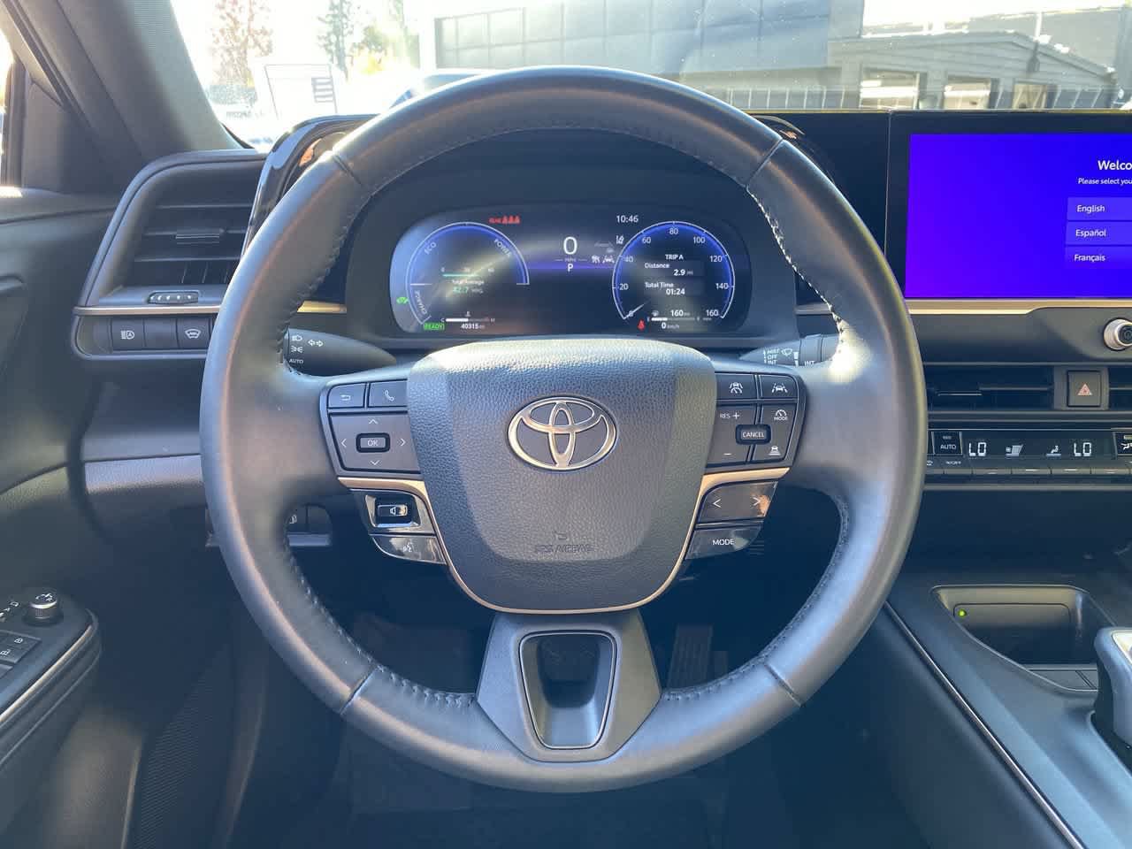 Used 2023 Toyota Crown AWD/4WD image 18