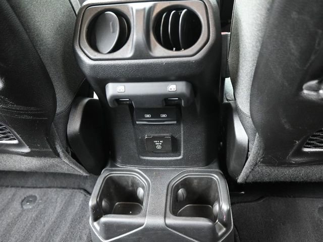 Used 2025 Jeep Wrangler Unlimited Rubicon image 29