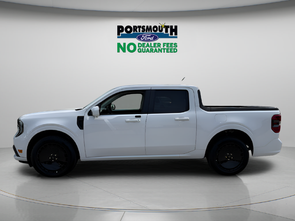 Used 2025 Ford Maverick Lobo AWD/4WD image 2