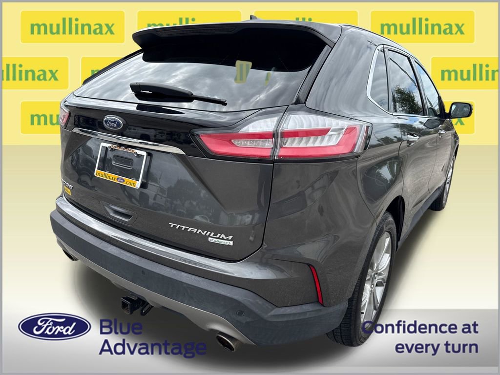 Certified 2019 Ford Edge Titanium image 4
