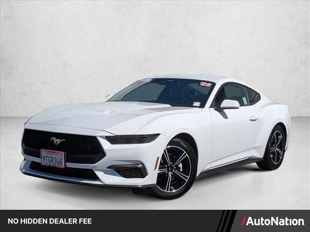 Used 2025 Ford Mustang Premium RWD image 1