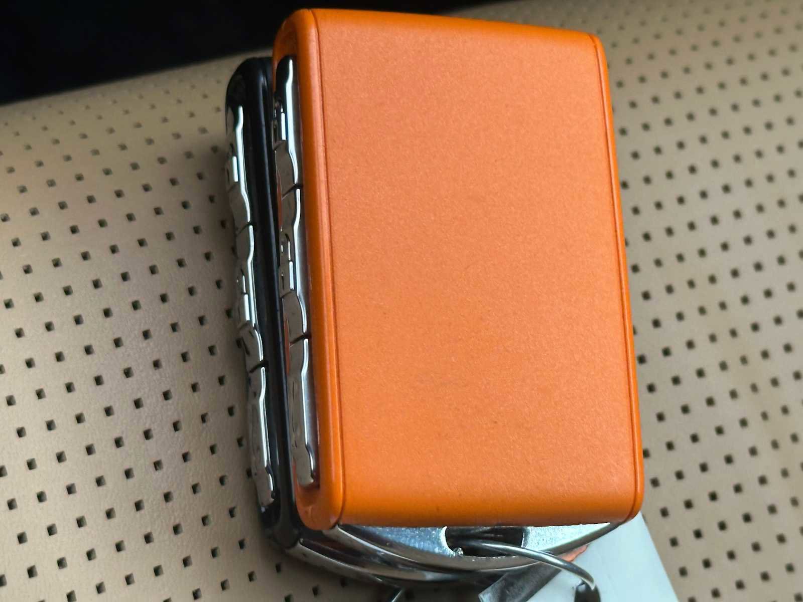 Certified 2023 Volvo XC60 T8 Ultimate w/ Climate Package image 33