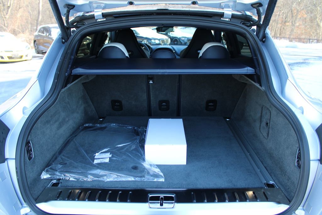 New 2026 Aston Martin DBX S image 23