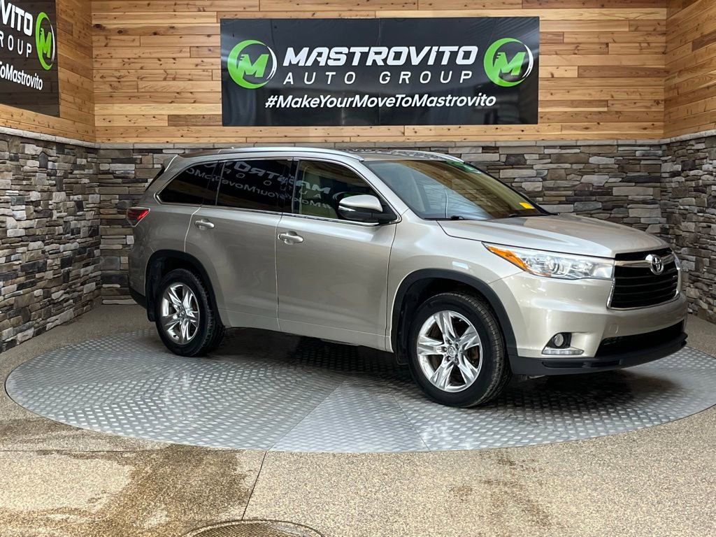 Used 2015 Toyota Highlander Limited AWD/4WD image 14