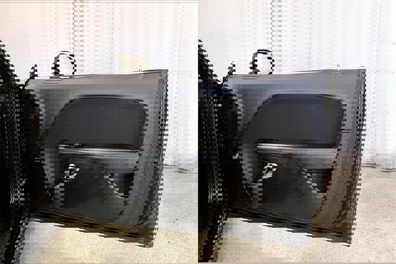 Used 2023 Dodge Challenger SXT image 23