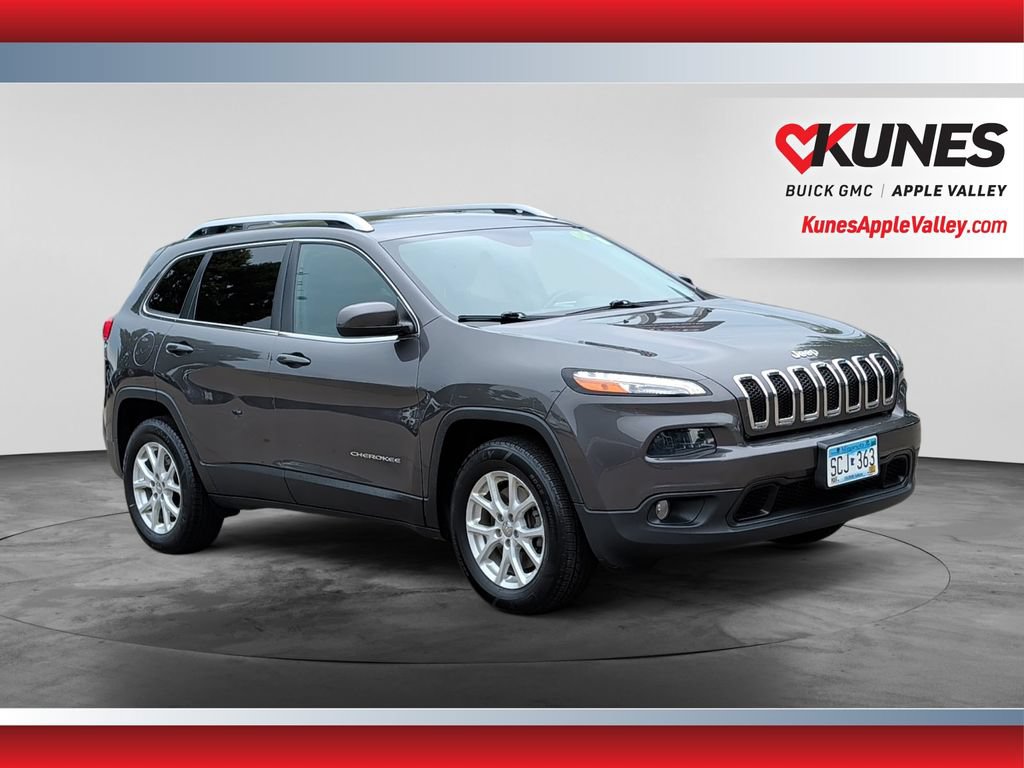 Used 2018 Jeep Cherokee Latitude Plus w/ Cold Weather Group AWD/4WD video 1