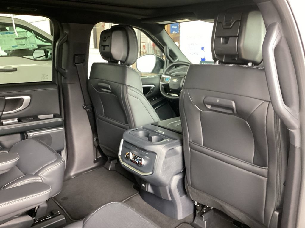 New 2026 Ford Expedition Platinum w/ Stealth Appearance Package AWD/4WD image 51