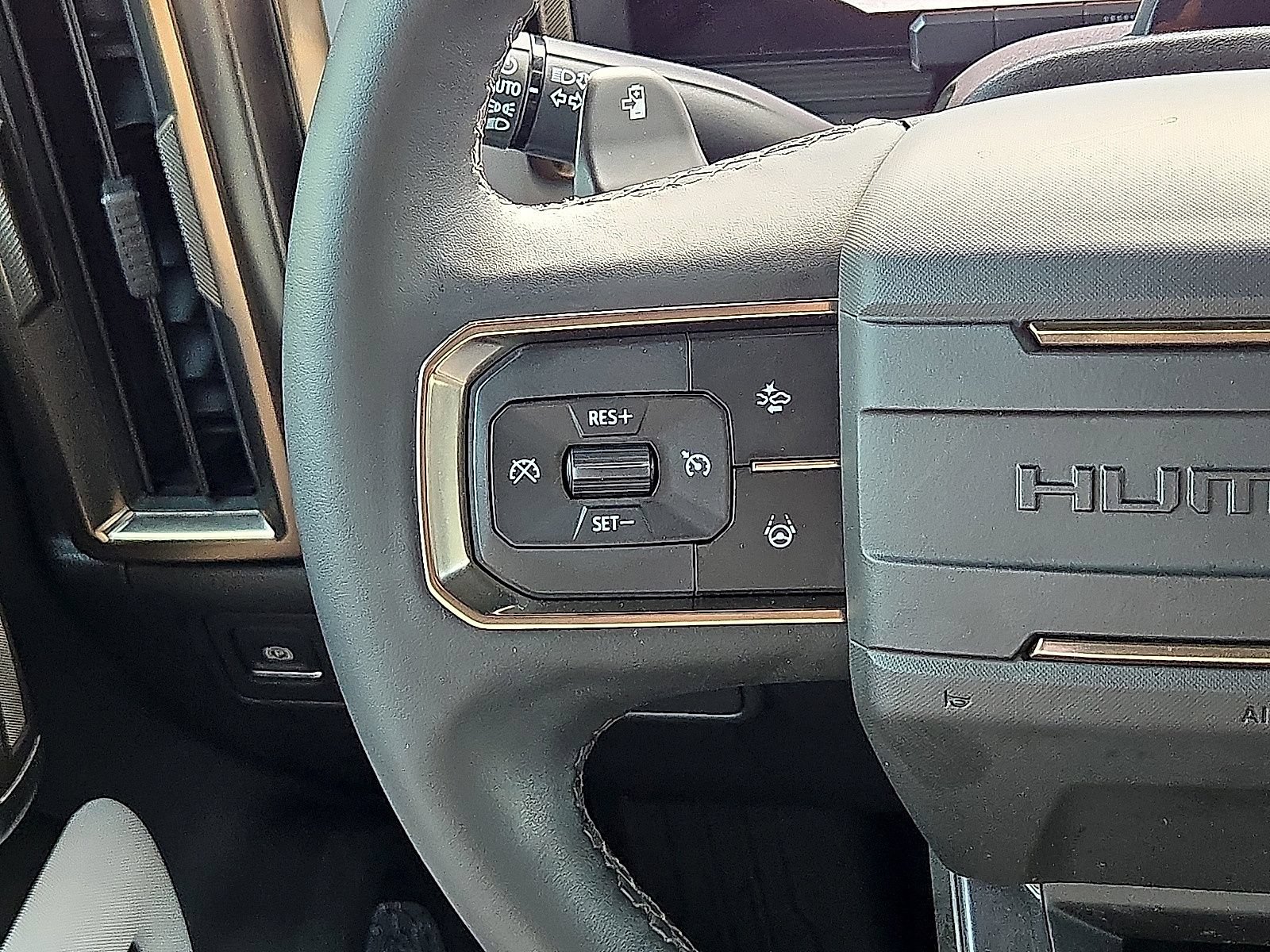 Used 2024 GMC Hummer EV 3X AWD/4WD image 17