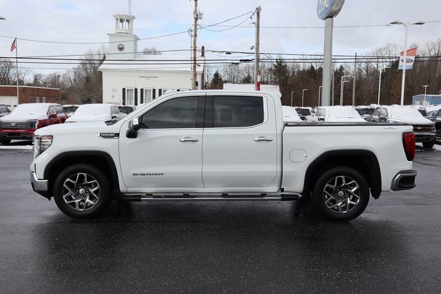 Used 2023 GMC Sierra 1500 SLT w/ SLT Premium Package image 16