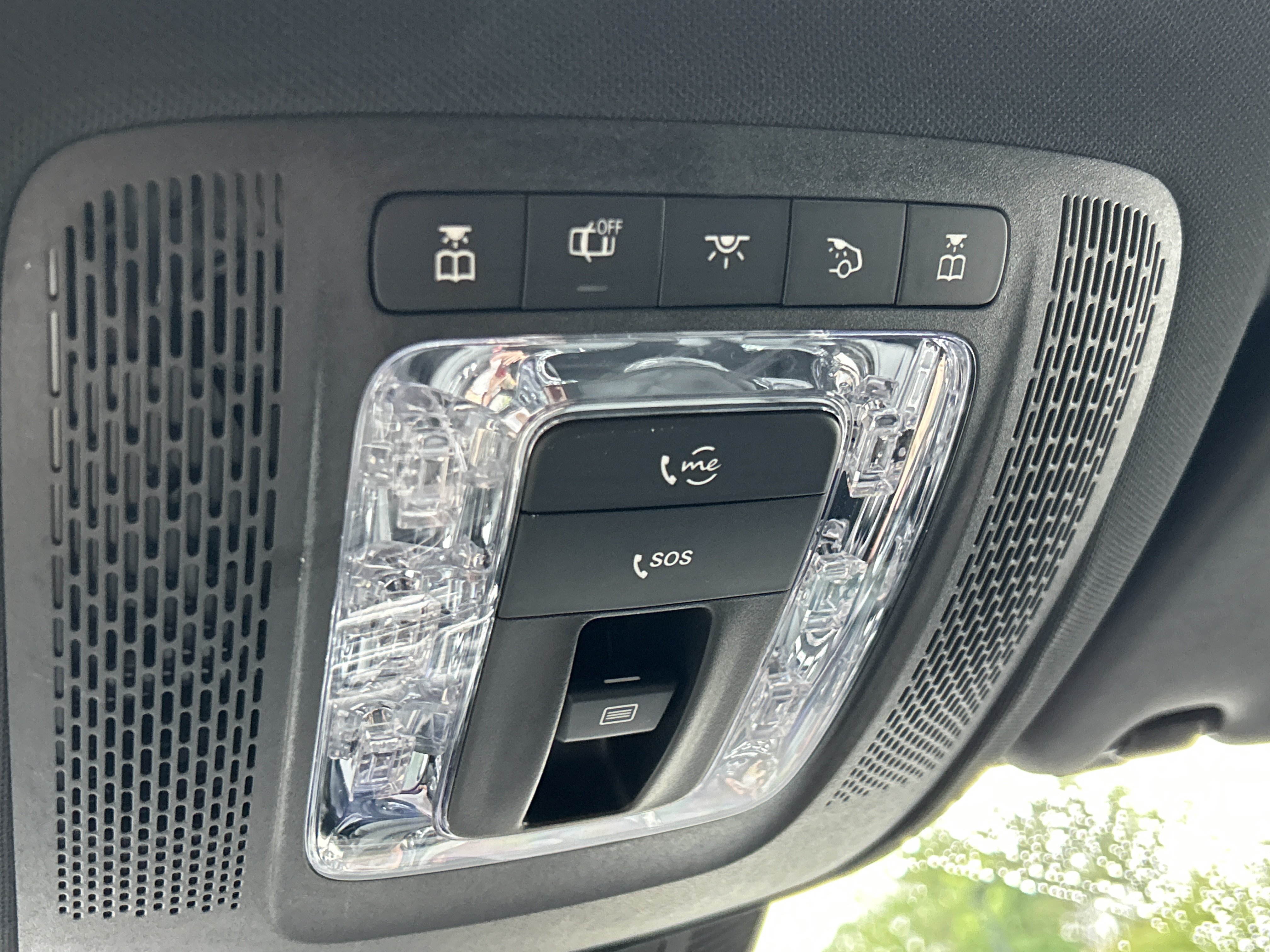 Certified 2025 Mercedes-Benz GLS 450 4MATIC image 39