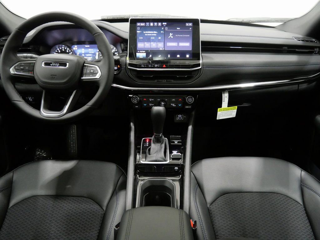 New 2026 Jeep Compass Latitude w/ Sun and Sound Group AWD/4WD image 11