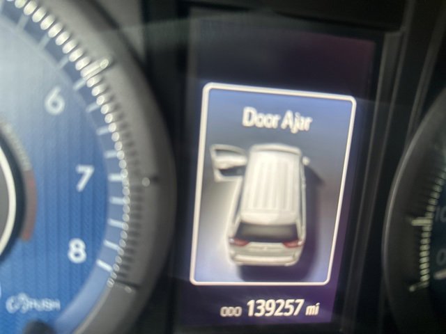 Used 2019 Toyota Sienna L image 12