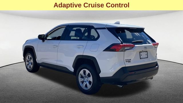Used 2024 Toyota RAV4 LE AWD/4WD image 6