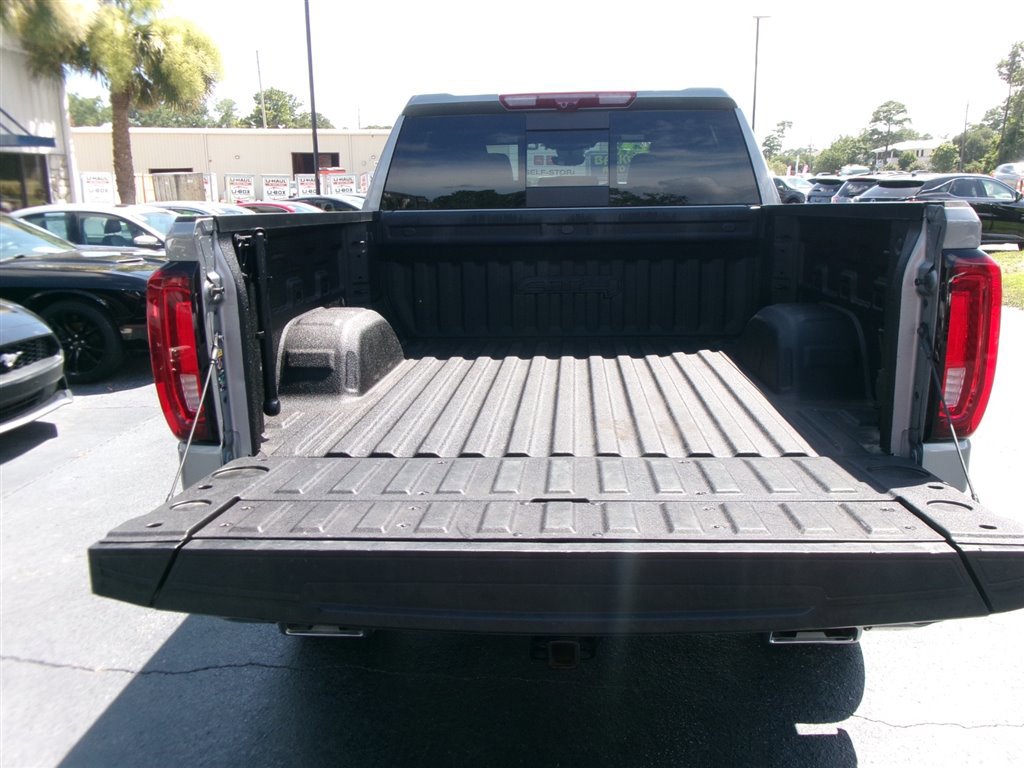 Used 2024 GMC Sierra 1500 AT4 w/ Technology Package image 15