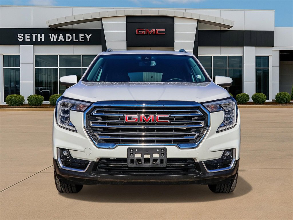 Certified 2023 GMC Terrain SLT image 2