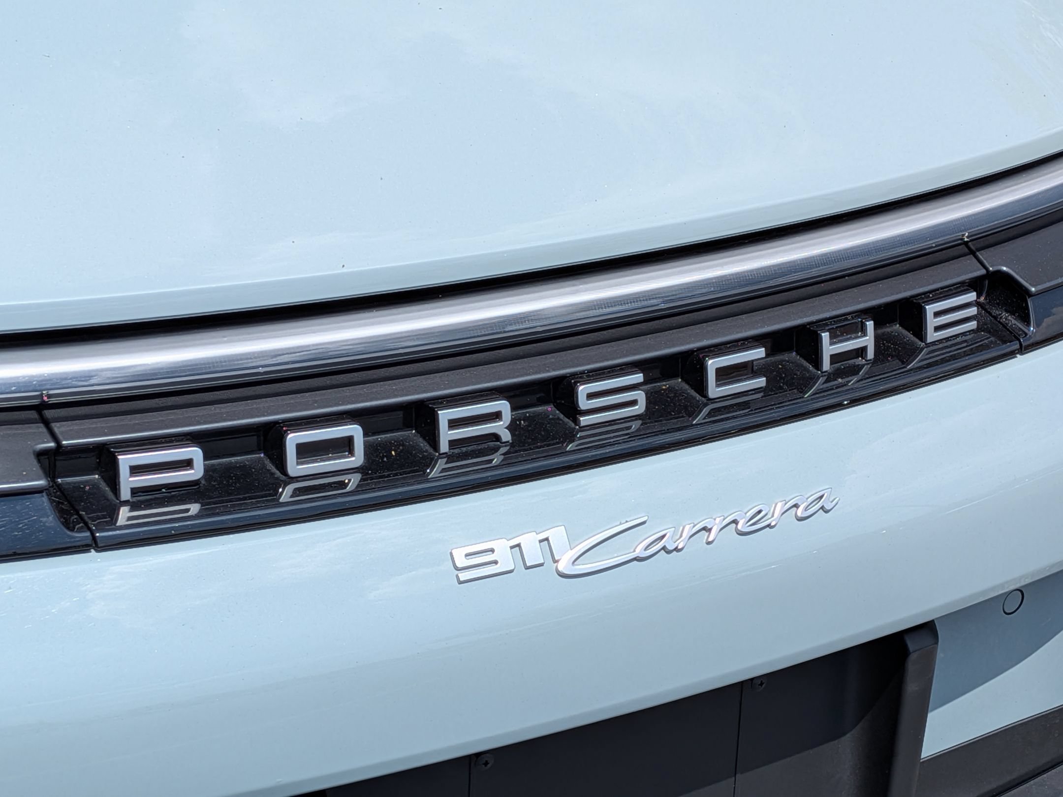 Certified 2025 Porsche 911 Carrera RWD image 30