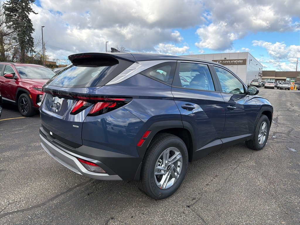 New 2026 Hyundai Tucson SE image 7