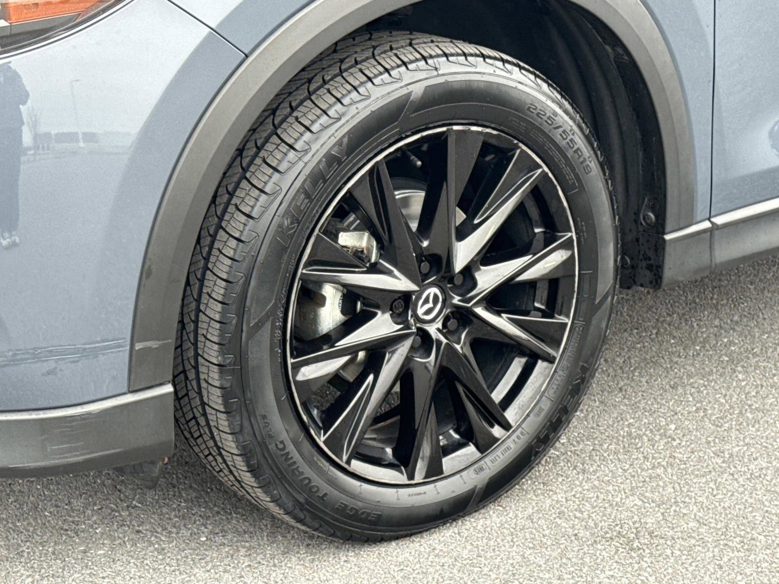 Used 2023 MAZDA CX-5 Carbon Edition image 29